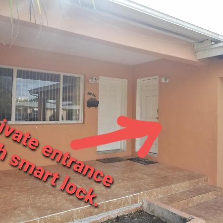 Glam Private Studio 4 Miles From Beach Χόλιγουντ Εξωτερικό φωτογραφία