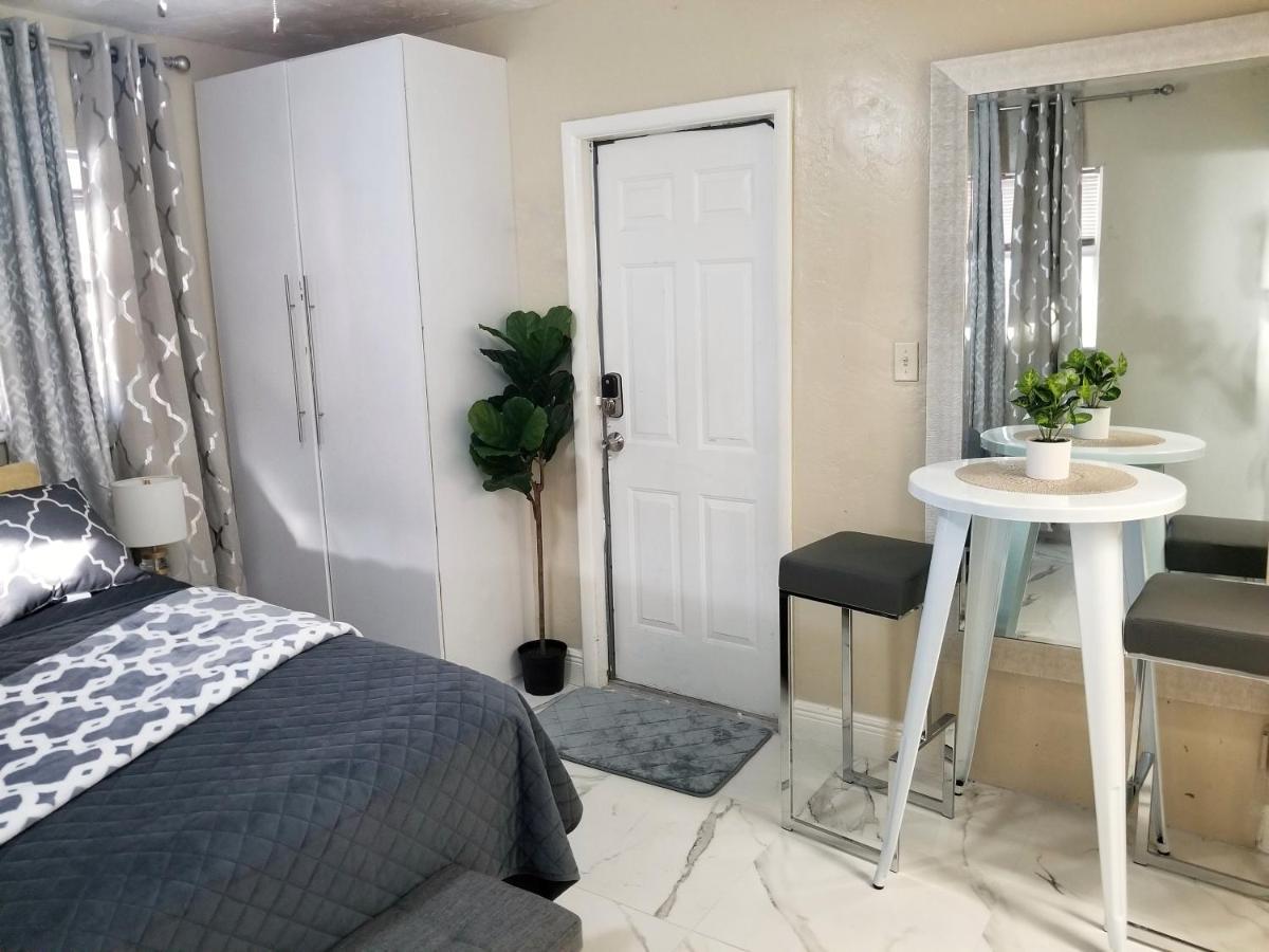 Glam Private Studio 4 Miles From Beach Χόλιγουντ Εξωτερικό φωτογραφία