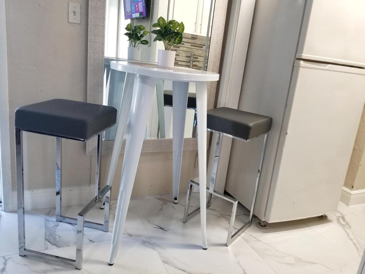 Glam Private Studio 4 Miles From Beach Χόλιγουντ Εξωτερικό φωτογραφία