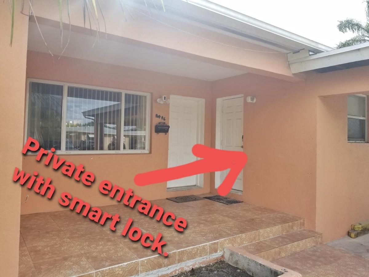 Glam Private Studio 4 Miles From Beach Χόλιγουντ Εξωτερικό φωτογραφία